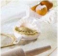 Forma do pierogów pierożnica 9 cm mix kolorów