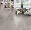 Panele podłogowe laminowane dąb rockford AC4 8mm V-Fuga