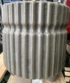 Osłonka na nóżkach na kwiaty ozdobna plastikowa 15,5x14,5 cm