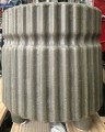 Osłonka na nóżkach na kwiaty ozdobna plastikowa 15,5x14,5 cm
