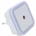 Kontaktowa lampka nocna LED 6,5x6,5cm 220V z czujnikiem zmierzchu