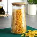 Szklany pojemnik do przechowywania 1,4L Z bambusową pokrywką