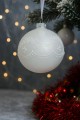 Bombka choinkowa biała matowa szklana 8 cm dekorowana brokatem