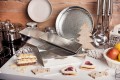Tortownica fakturowana blacha do pieczenia okrągła metalowa 24cm
