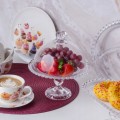 Patera szklana na nóżce z kloszem okrągła elegancka 1szt