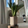 Doniczka ceramiczna osłonka dekoracyjna ryflowana beżowa 37 cm