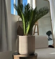 Doniczka ceramiczna osłonka dekoracyjna ryflowana beżowa 31 cm