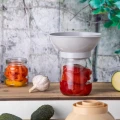 Lejek kuchenny do słoików plastikowy szary 14 cm 1szt